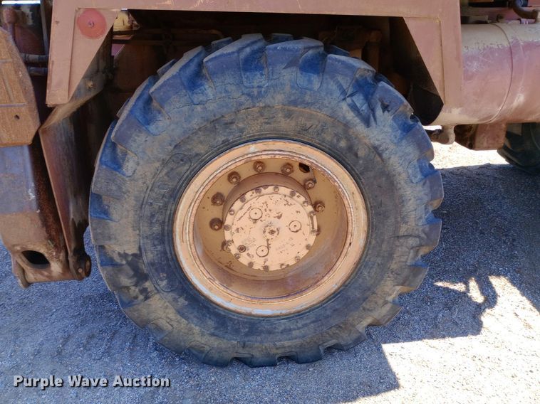 image for item DP1266 1985 Case 1085B wheeled excavator