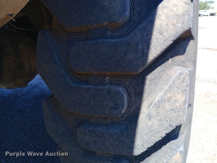 image for item DP1266 1985 Case 1085B wheeled excavator