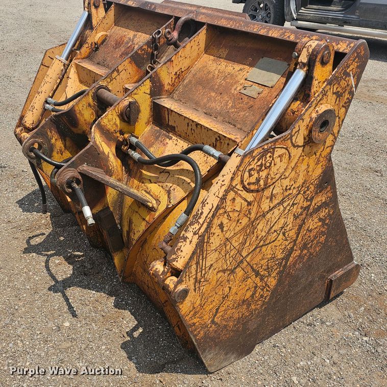 image for item DP1266 1985 Case 1085B wheeled excavator