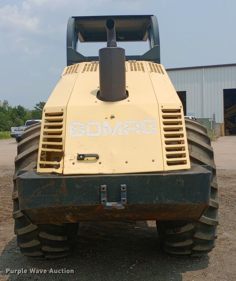 image for item DP1275 2000 Bomag BW213PDH-3 single drum vibratory roller