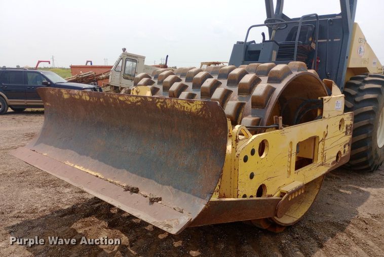 image for item DP1275 2000 Bomag BW213PDH-3 single drum vibratory roller