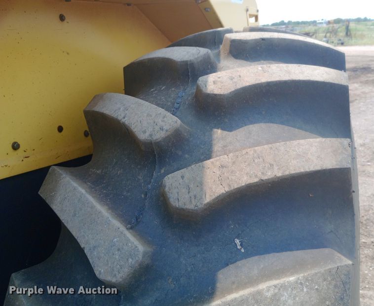 image for item DP1275 2000 Bomag BW213PDH-3 single drum vibratory roller