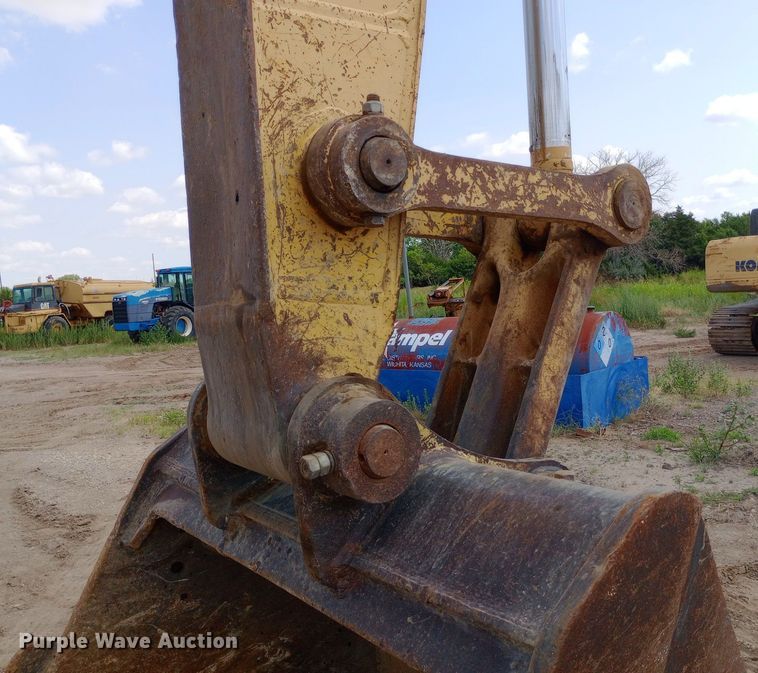 image for item DP1276 2002 Komatsu PC300LC-7 excavator