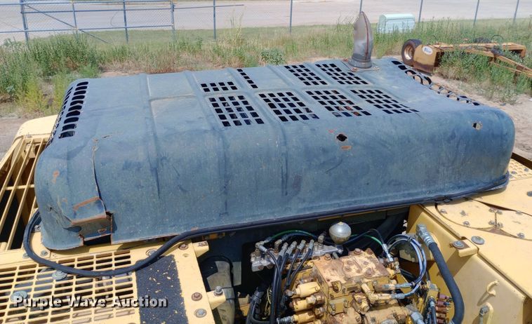 image for item DP1276 2002 Komatsu PC300LC-7 excavator