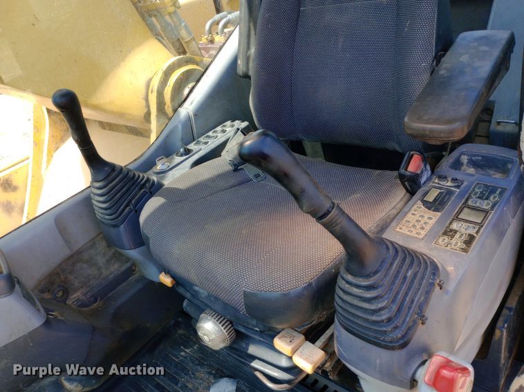 image for item DP1276 2002 Komatsu PC300LC-7 excavator