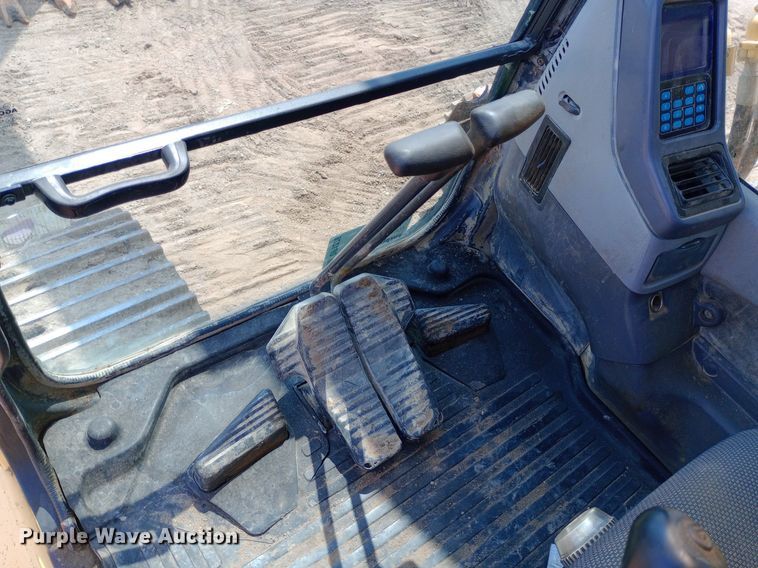 image for item DP1276 2002 Komatsu PC300LC-7 excavator