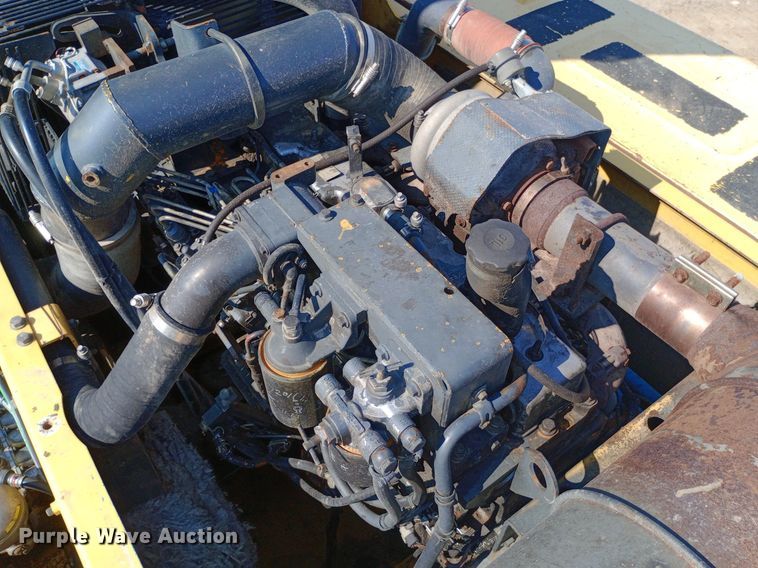 image for item DP1276 2002 Komatsu PC300LC-7 excavator