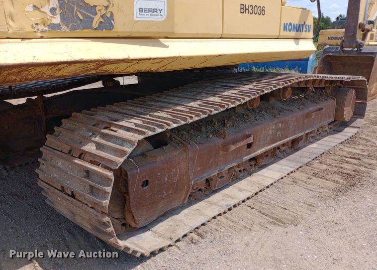 image for item DP1276 2002 Komatsu PC300LC-7 excavator