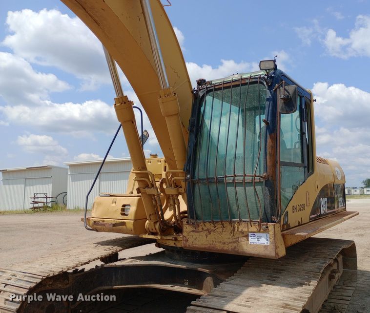 image for item DP1277 2003 Caterpillar 322CL excavator