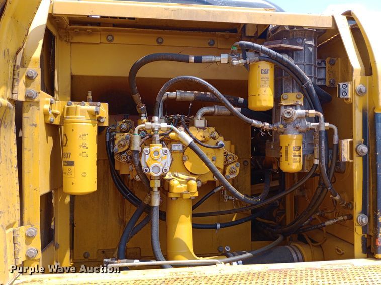 image for item DP1277 2003 Caterpillar 322CL excavator