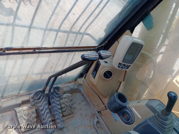 image for item DP1277 2003 Caterpillar 322CL excavator