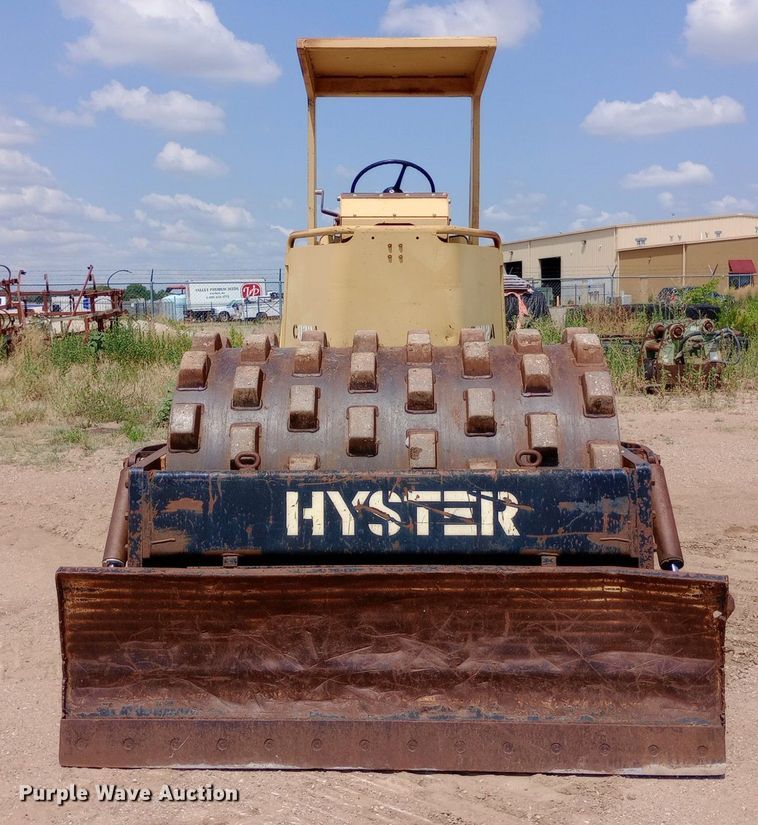 image for item DP1278 1988 Hyster C-832-A single drum roller