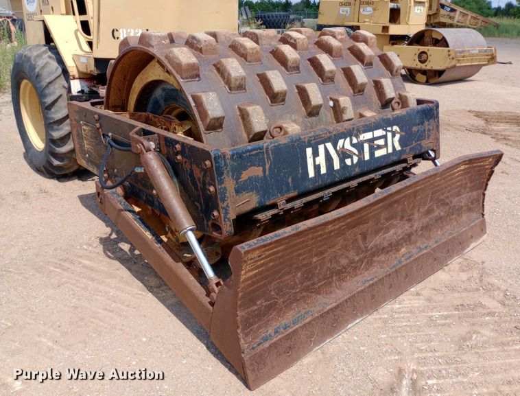 image for item DP1278 1988 Hyster C-832-A single drum roller