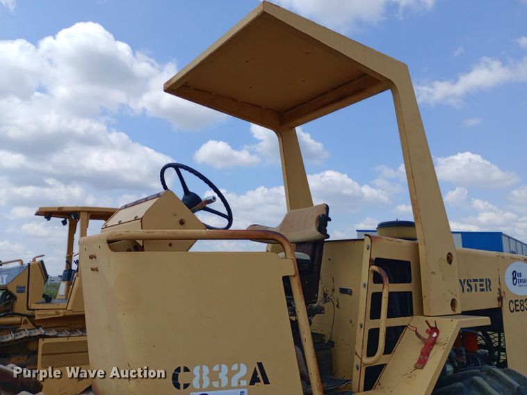 image for item DP1278 1988 Hyster C-832-A single drum roller