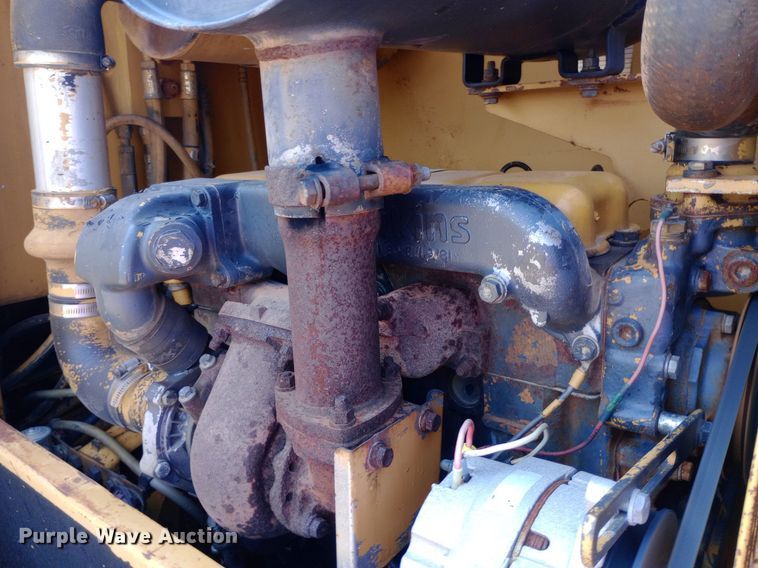 image for item DP1279 1992 Caterpillar CS-433B single drum vibratory roller