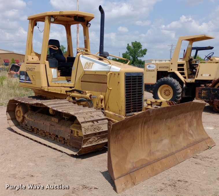 image for item DP1281 2002 Caterpillar D4G dozer