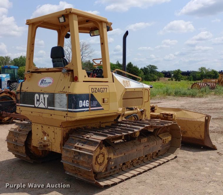image for item DP1281 2002 Caterpillar D4G dozer