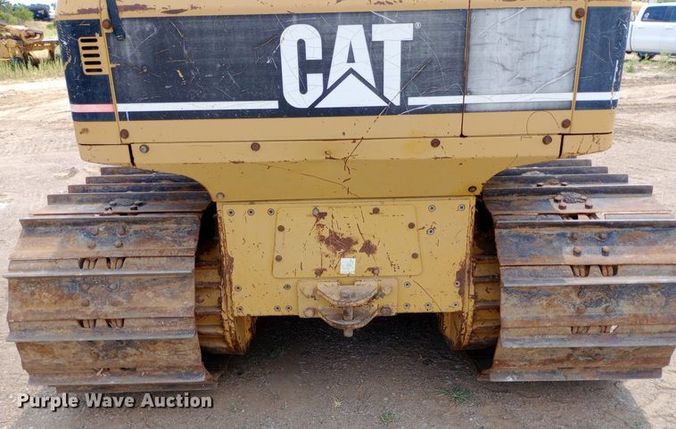 image for item DP1281 2002 Caterpillar D4G dozer