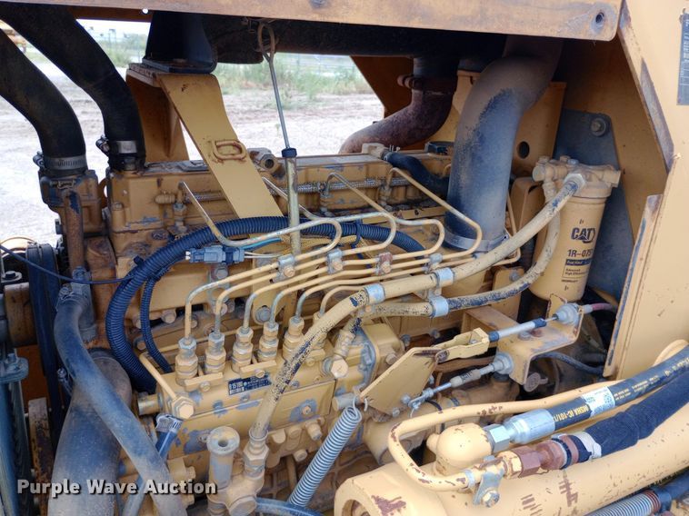 image for item DP1281 2002 Caterpillar D4G dozer