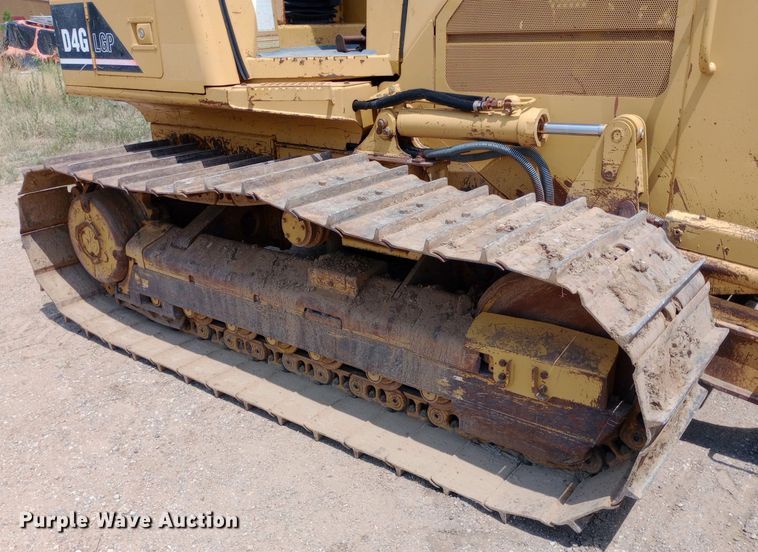 image for item DP1281 2002 Caterpillar D4G dozer