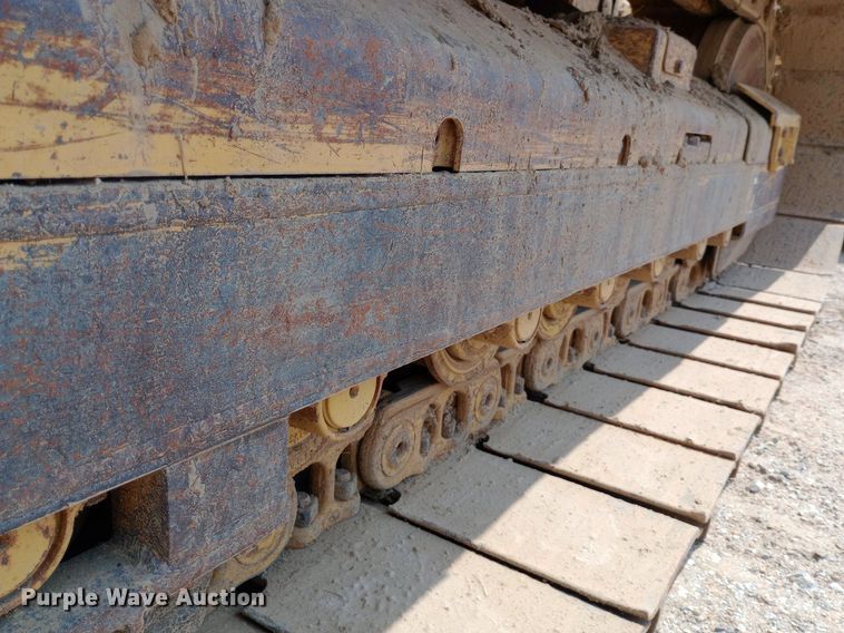 image for item DP1281 2002 Caterpillar D4G dozer