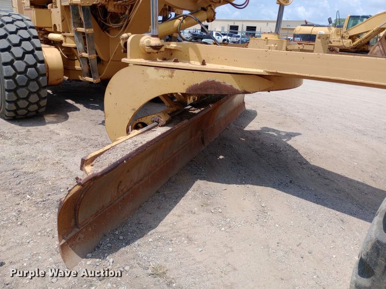 image for item DP1282 1987 Caterpillar 16G motor grader