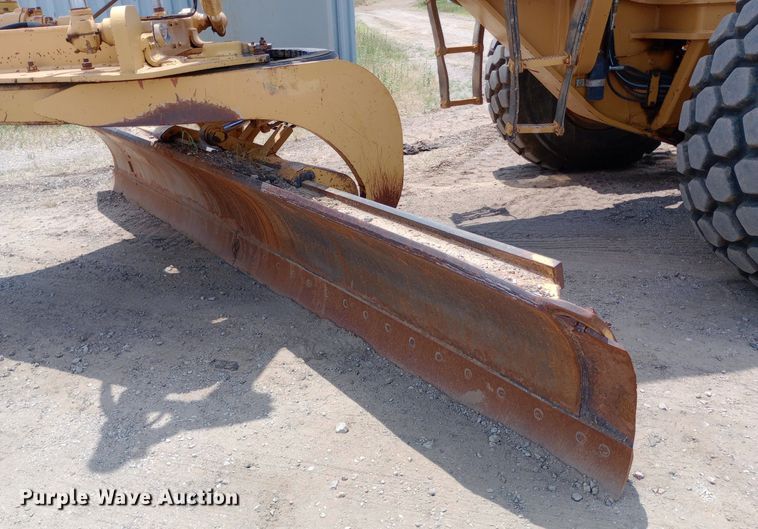 image for item DP1282 1987 Caterpillar 16G motor grader