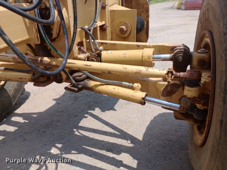 image for item DP1282 1987 Caterpillar 16G motor grader