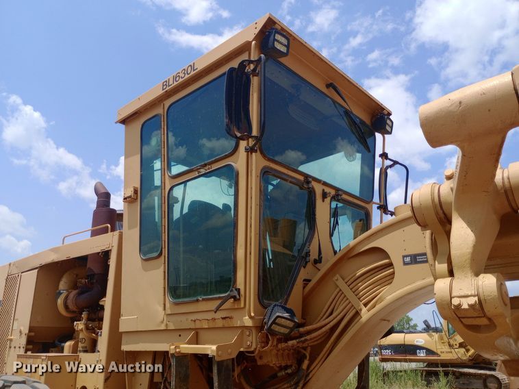 image for item DP1282 1987 Caterpillar 16G motor grader