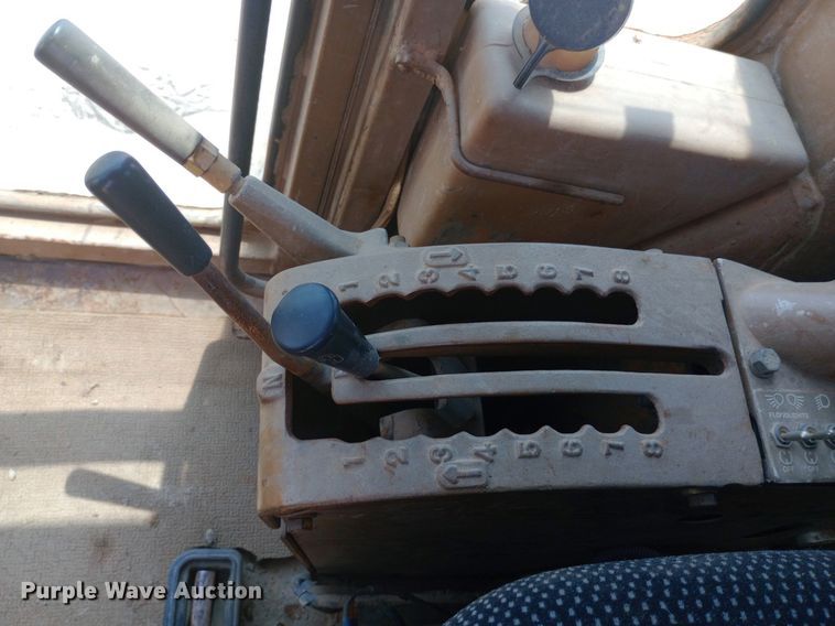 image for item DP1282 1987 Caterpillar 16G motor grader