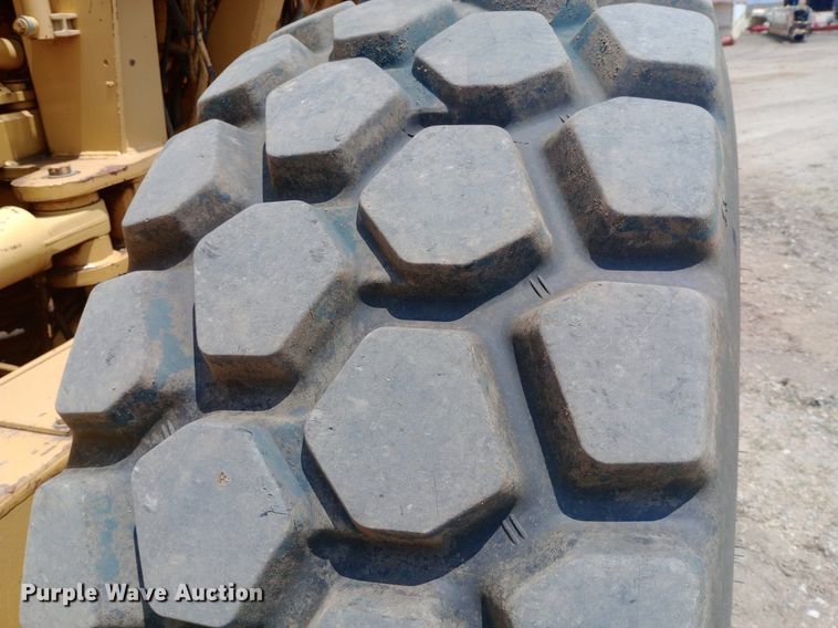 image for item DP1282 1987 Caterpillar 16G motor grader