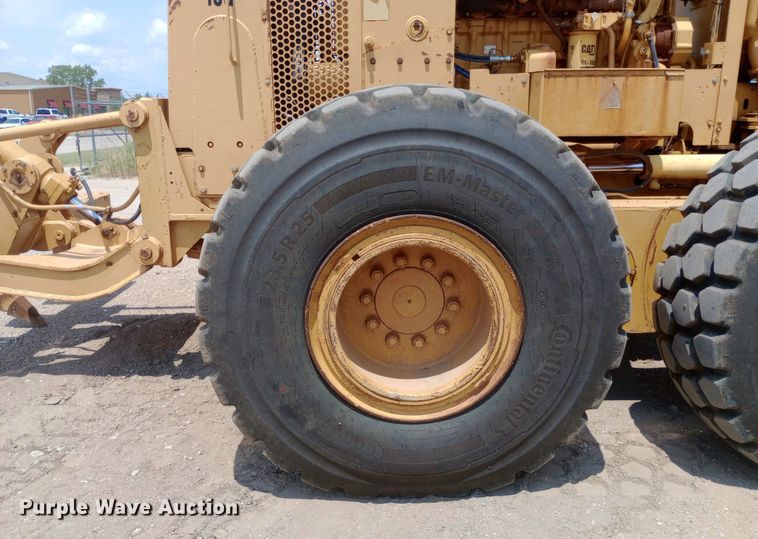 image for item DP1282 1987 Caterpillar 16G motor grader