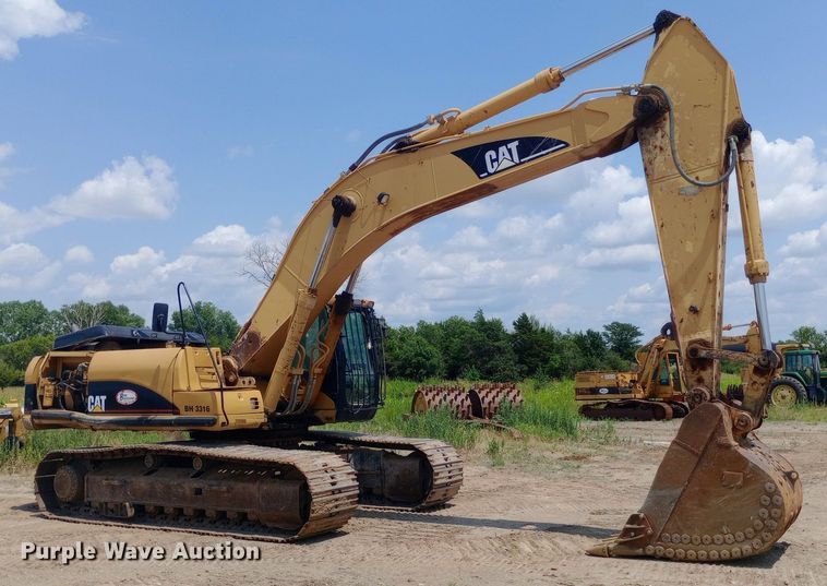 image for item DP1284 2002 Caterpillar  330CL excavator