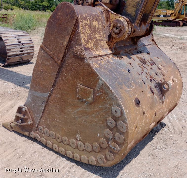 image for item DP1284 2002 Caterpillar  330CL excavator