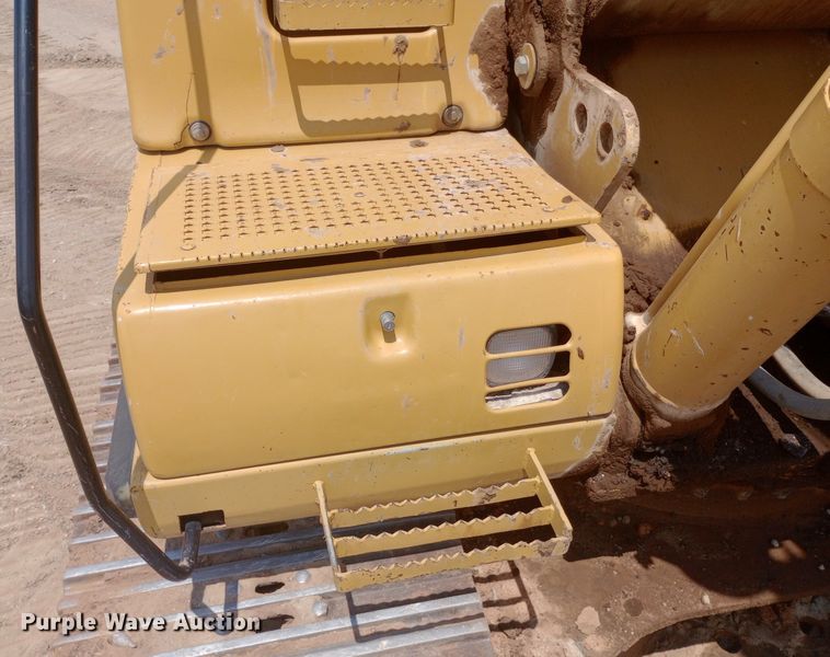 image for item DP1284 2002 Caterpillar  330CL excavator