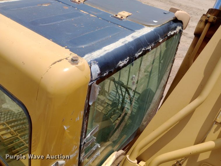 image for item DP1284 2002 Caterpillar  330CL excavator