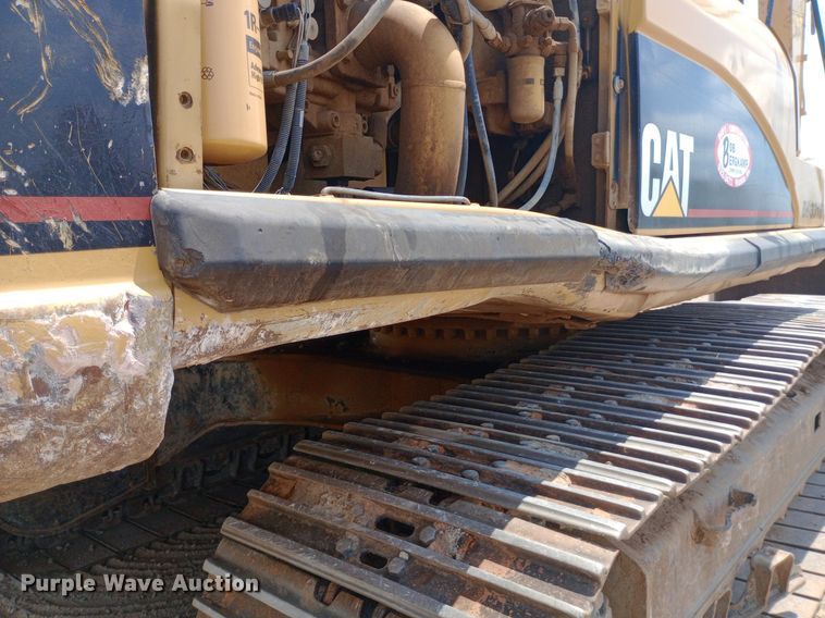 image for item DP1284 2002 Caterpillar  330CL excavator