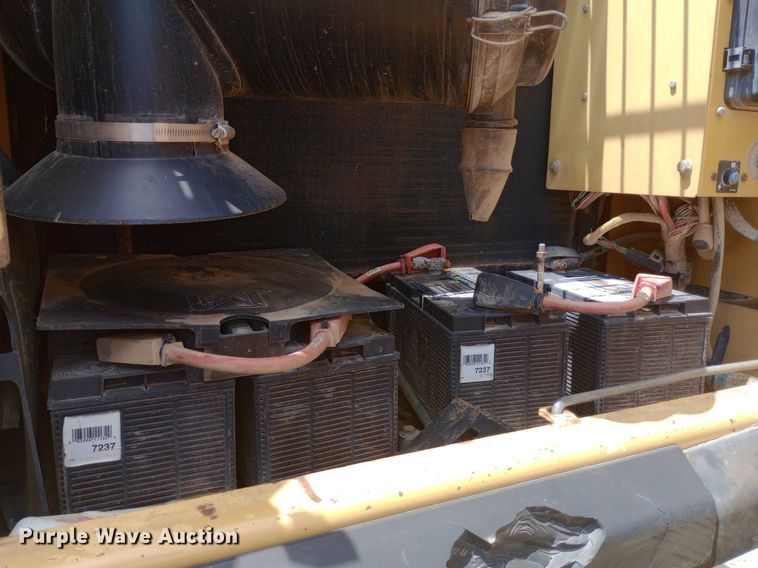 image for item DP1284 2002 Caterpillar  330CL excavator