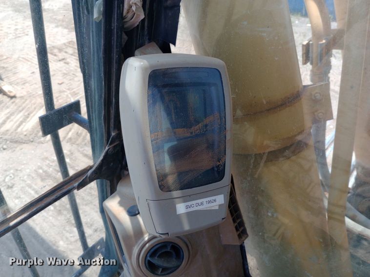 image for item DP1284 2002 Caterpillar  330CL excavator