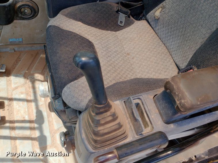 image for item DP1284 2002 Caterpillar  330CL excavator