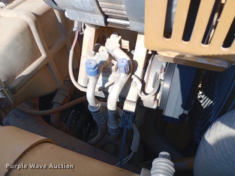 image for item DP1284 2002 Caterpillar  330CL excavator