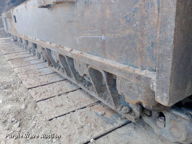 image for item DP1284 2002 Caterpillar  330CL excavator