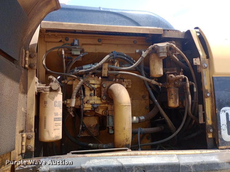 image for item DP1285 2002 Caterpillar 330C L excavator