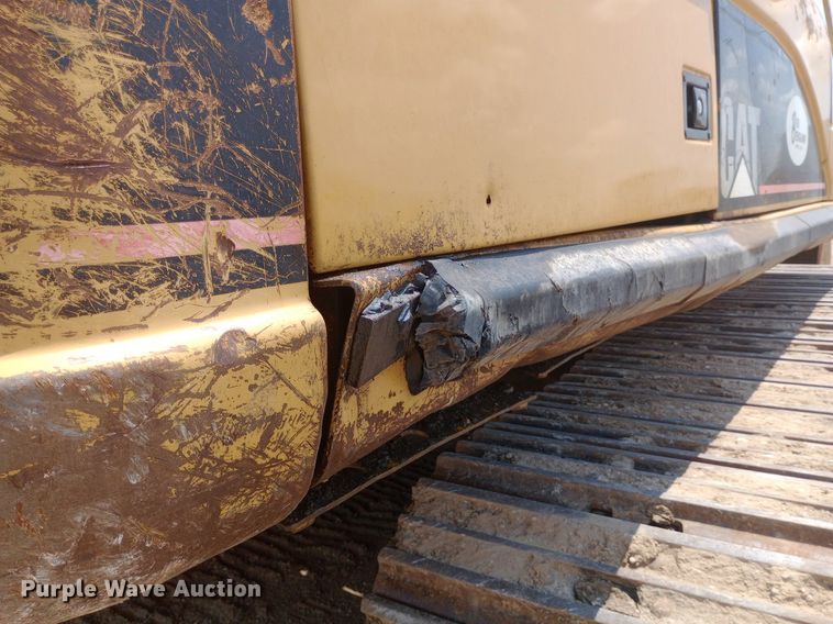 image for item DP1285 2002 Caterpillar 330C L excavator