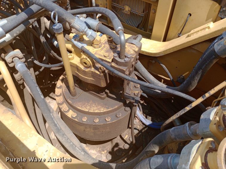 image for item DP1285 2002 Caterpillar 330C L excavator