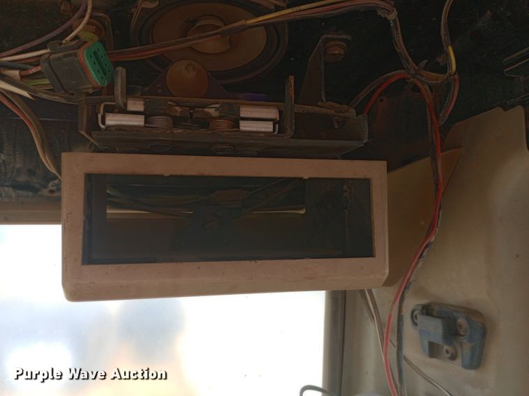 image for item DP1285 2002 Caterpillar 330C L excavator