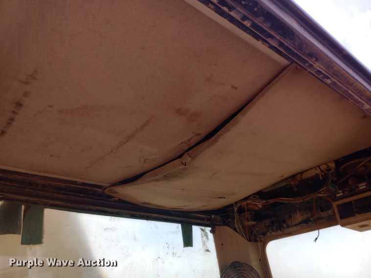 image for item DP1285 2002 Caterpillar 330C L excavator