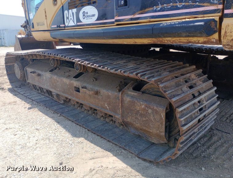 image for item DP1285 2002 Caterpillar 330C L excavator