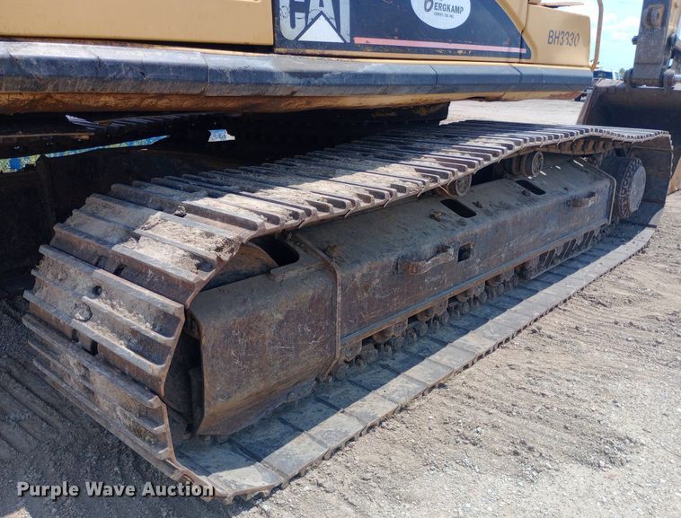 image for item DP1285 2002 Caterpillar 330C L excavator