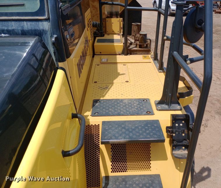 image for item DP1286 2017 Komatsu HM400-5 haul truck